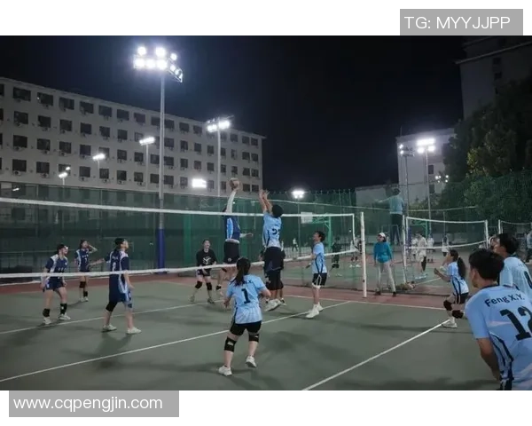 重庆排球队团队协作的创新与变革引发热议探讨排球运动新发展