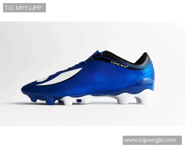 足球明星与国旗元素结合的创意鞋子图片展示 足球明星与国旗元素结合的创意鞋子图片展示